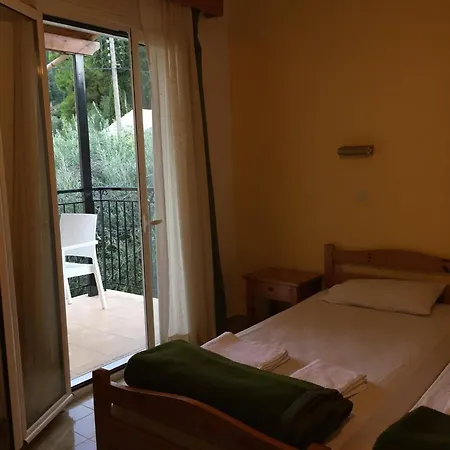 Avgoustina Venus * Benitses (Corfu)