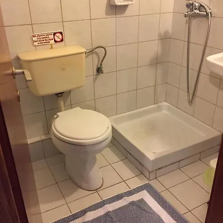 Avgoustina Venus Benitses (Corfu)