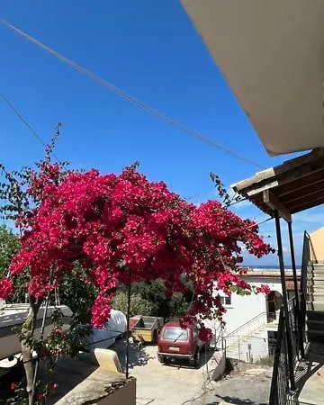 Avgoustina Venus * Benitses (Corfu)